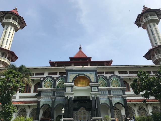 Masjid Agung dan Taman Alun-alun, Tujuan Wisata Baru di Cianjur