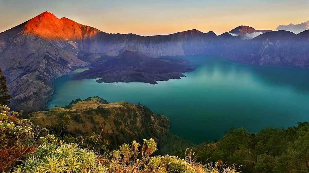 Memukau, Ini 6 Wisata  Cantik di Lombok yang Wajib Dikunjungi
